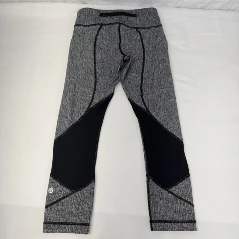 EUC Lululemon Pace Rival Crop 21
